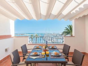 Ático Familiar Renovado Frente al Mar con Terraza y Vistas Panorámicas en Vilanova i la Geltrú - ES-332-2